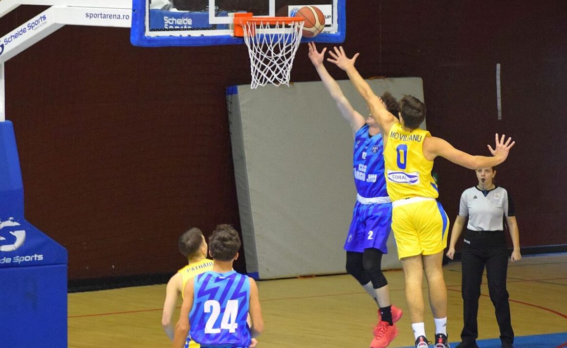 CSM Petrolul Ploieşti U18, desprindere după pauză în deplasarea de la CSŞ Târgu Jiu: 86-53!