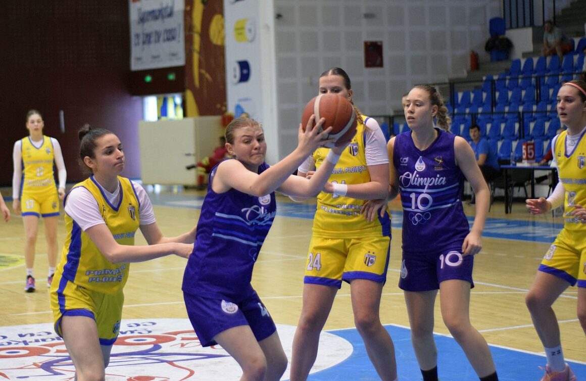Succes cu emoţii pentru fetele de la U18 în derby-ul cu Olimpia Bucureşti: 82-78, după prelungiri!