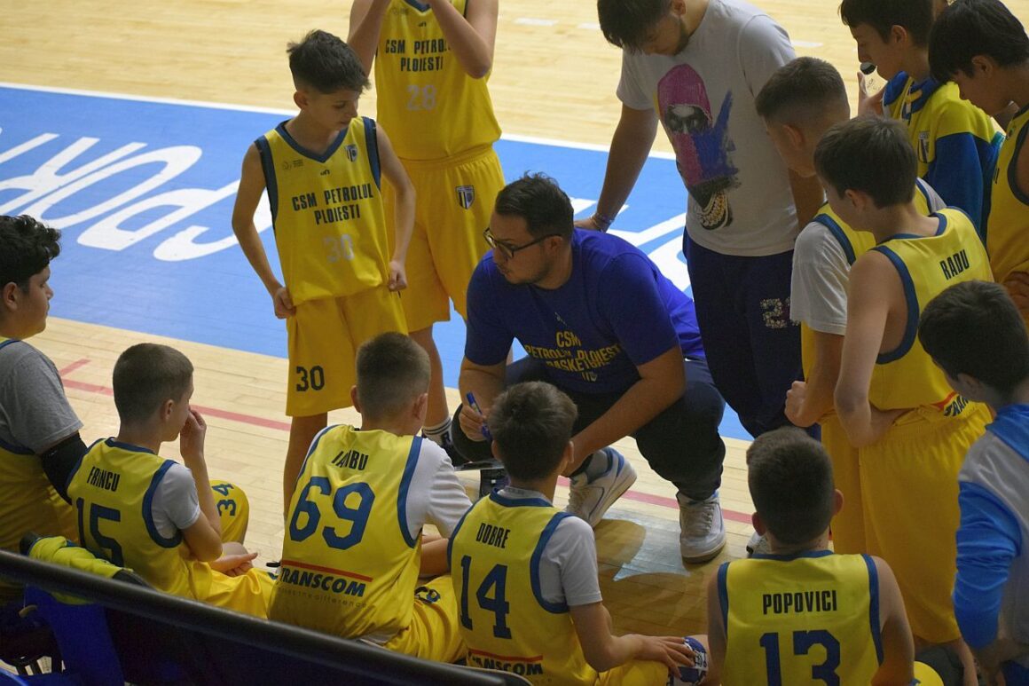 Convocări pentru micii baschetbalişti ai clubului la acţiuni de monitorizare organizate de FRB! Convocări pentru micii baschetbalişti ai clubului la acţiuni de monitorizare organizate de FRB!