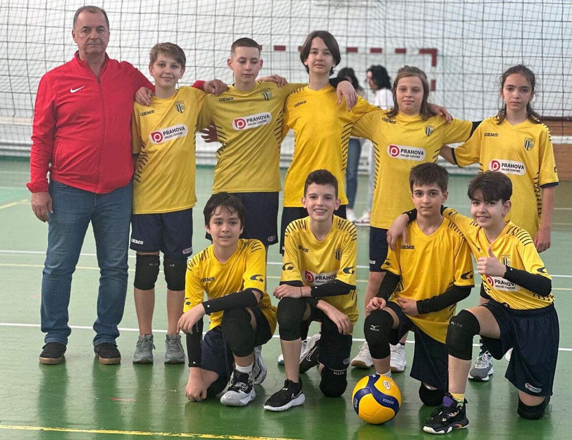 Echipa de minivolei băieţi s-a oprit în Faza Semifinală a campionatului