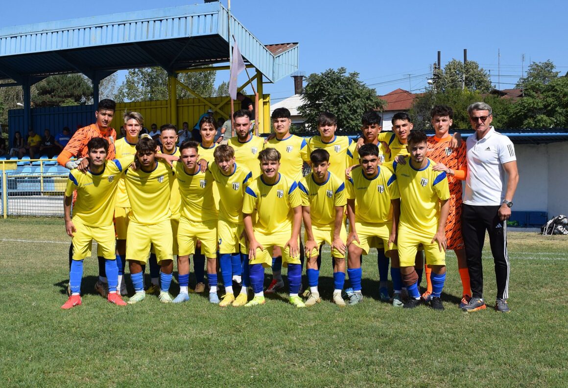 Victorie pentru echipa de seniori la debutul în Liga a 5-a, Seria Est: 4-1 cu Olimpia Cireşanu! Victorie pentru echipa de seniori la debutul în Liga a 5-a, Seria Est: 4-1 cu Olimpia Cireşanu!