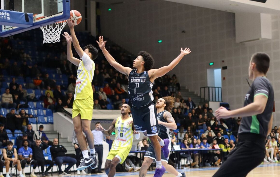 CSM BBA Petrolul Ploieşti închide anul cu un succes: 88-77, în „Olimpia”, cu CSM Târgu Jiu!