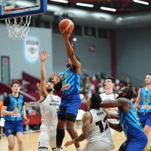 Aproape de surpriză în Giuleşti: Rapid – CSM BBA Petrolul Ploieşti 87-84 (15-23, 19-26, 26-24, 27-11)