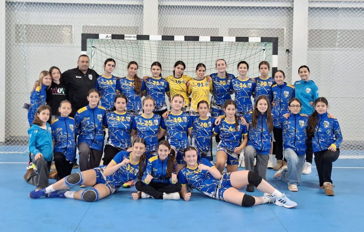 Echipa de handbal junioare 3, victorie clară în derbiul cu CS Ariceştii Rahtivani: 30-18 (15-8)!