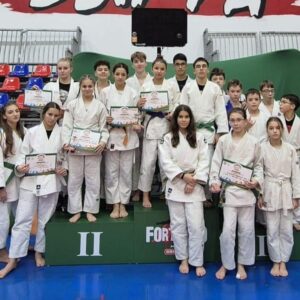 Judoka de la CSM-CFR-CSŞ Ploieşti, 16 medalii obţinute la Cupa Fortzoso, de la Bucureşti!