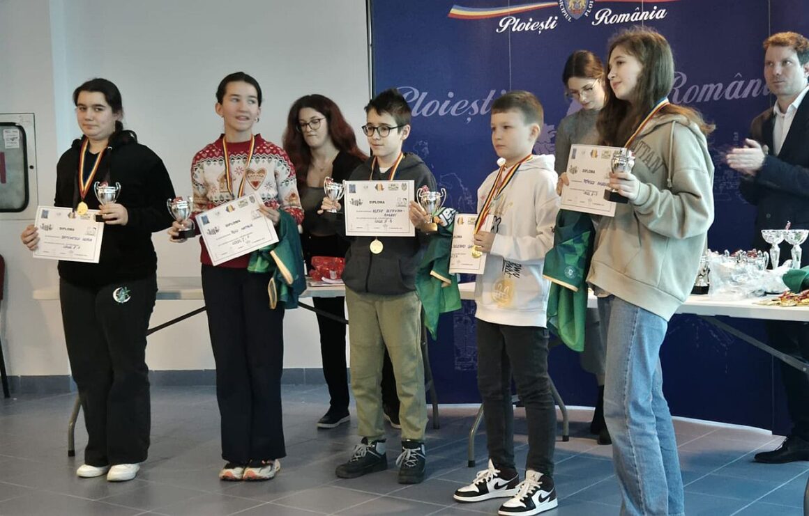 Weekend cu 11 medalii pentru sportivii secţiei de şah a CSM Ploieşti!