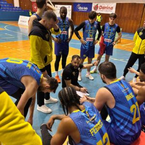 Aproape de o revenire miraculoasă: CSM Târgu Mureş – CSM BBA Petrolul Ploieşti 107-100!
