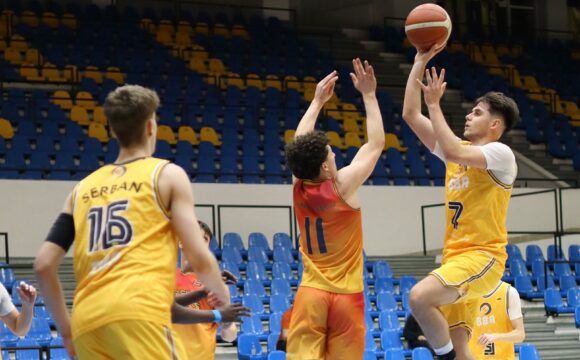 Raşoga, decisiv în derbiul de la „U18”: CSM CSŞ BBA Petrolul Ploieşti – Rising Stars Popeşti Leordeni 76-74!