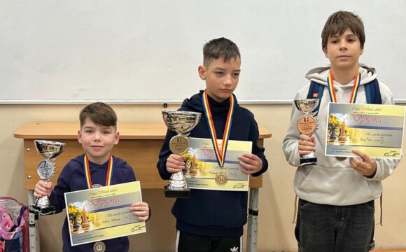 Zece medalii obţinute, în weekend, de sportivii secţiei de şah a CSM Ploieşti!