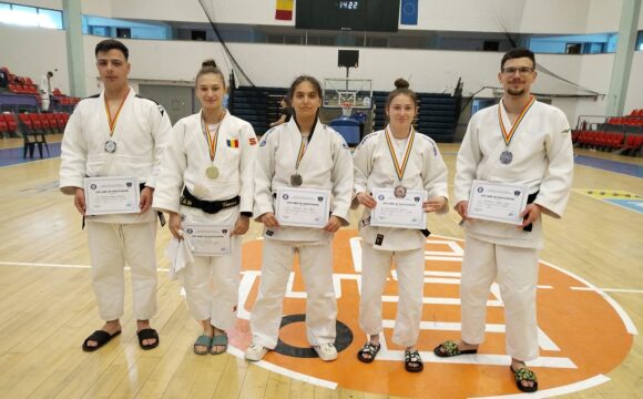 Judoka de la CSM-CFR-CSŞ Ploieşti, medaliaţi la Campionatul Naţional Universitar!