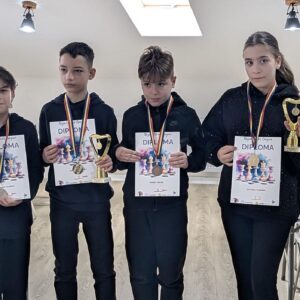 Weekend cu 17 medalii pentru sportivii secţiei de şah a CSM Ploieşti!