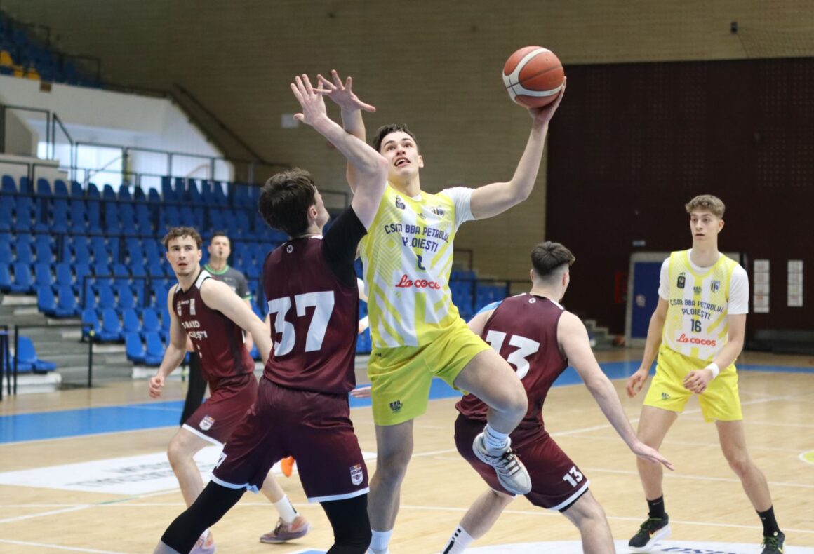 CSM BBA Petrolul 2 Ploieşti, învinsă în “Olimpia” de Rapid 2 Bucureşti: 68-81