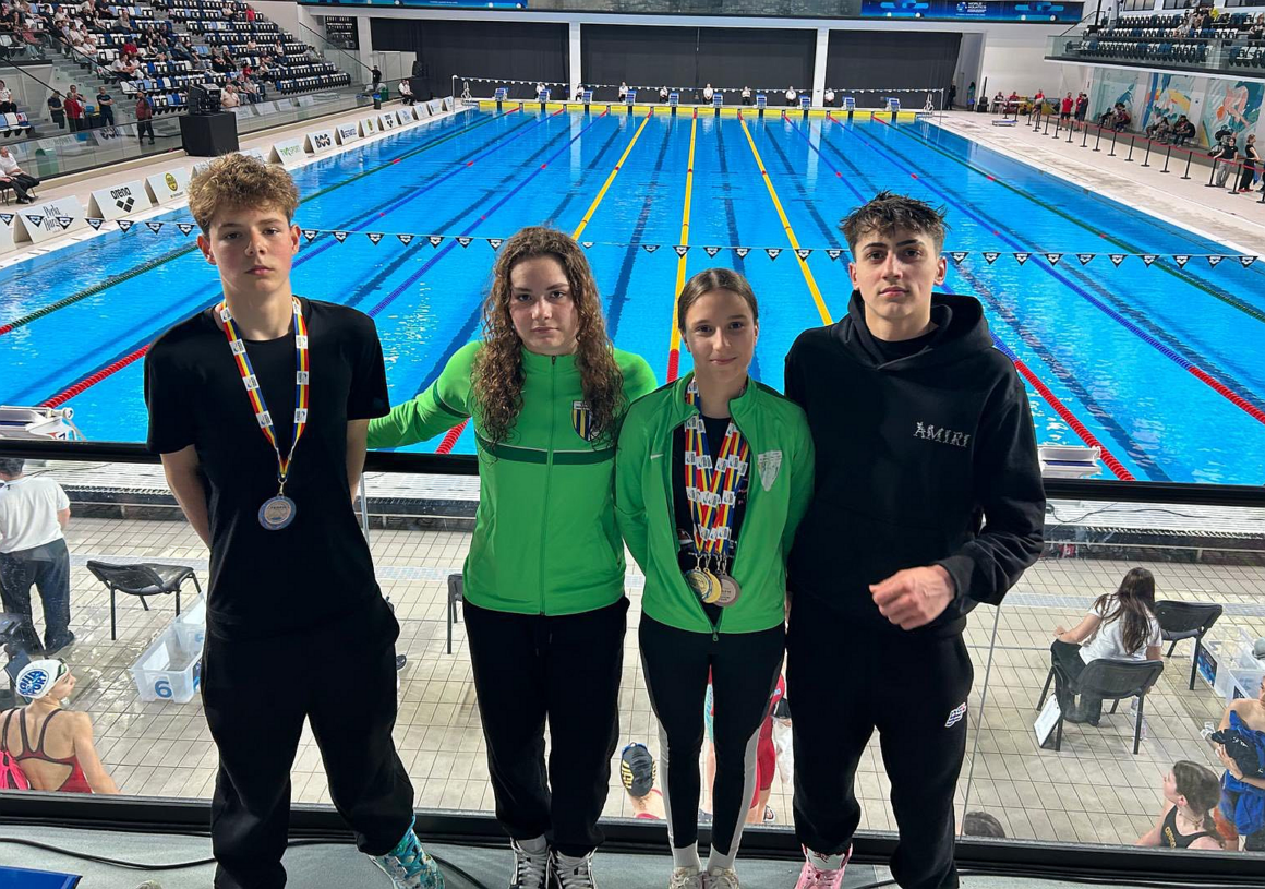 Înot: Elena Literă, dublă campioană naţională de junioare 1 şi 2 în proba de 1500 metri liber!