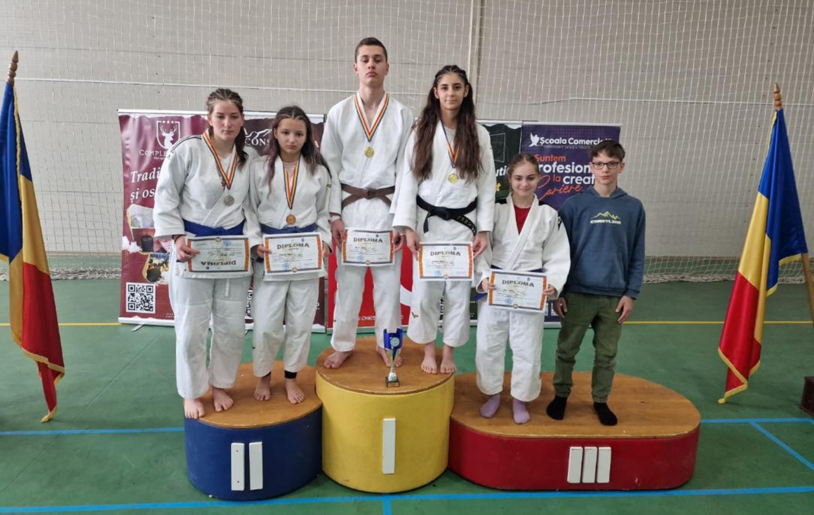 Judo: Yasmine Tomescu şi David Petre, campioni naţionali şcolari de cadeţi!