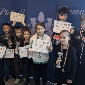 Weekend cu 8 medalii pentru sportivii secţiei de şah a CSM Ploieşti!