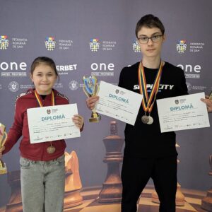 4 medalii pentru şahiştii clubului la Campionatele Naţionale ale României pentru Copii şi Juniori! 4 medalii pentru şahiştii clubului la Campionatele Naţionale ale României pentru Copii şi Juniori!