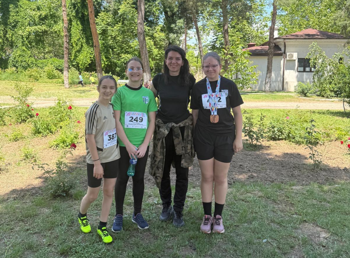 Atleţii de la CSM Ploieşti, 3 medalii de bronz la Campionatele Naţionale U13 şi U14 de la Bucureşti! Atleţii de la CSM Ploieşti, 3 medalii de bronz la Campionatele Naţionale U13 şi U14 de la Bucureşti!
