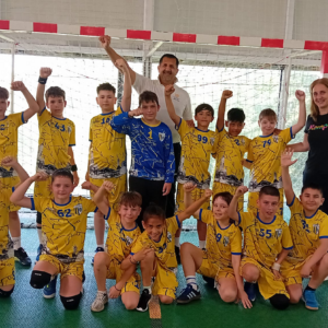Etapă plină pentru echipele de minihandbal ale CSM Ploieşti în Campionatul Micilor Talente Roby Gas!
