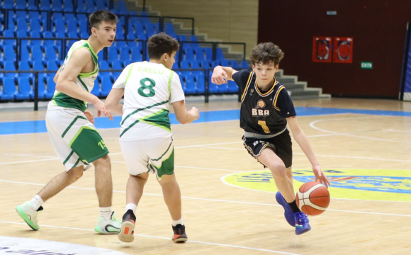 Baschet: Andrei Savu, convocat pentru FIBA Youth Development Fund Tournament, de la Bucureşti!