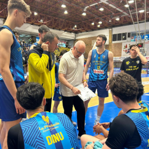 LNBM: CSM BBA Petrolul Ploieşti, învinsă la Vâlcea în primul meci din turul secund al play-out-ului