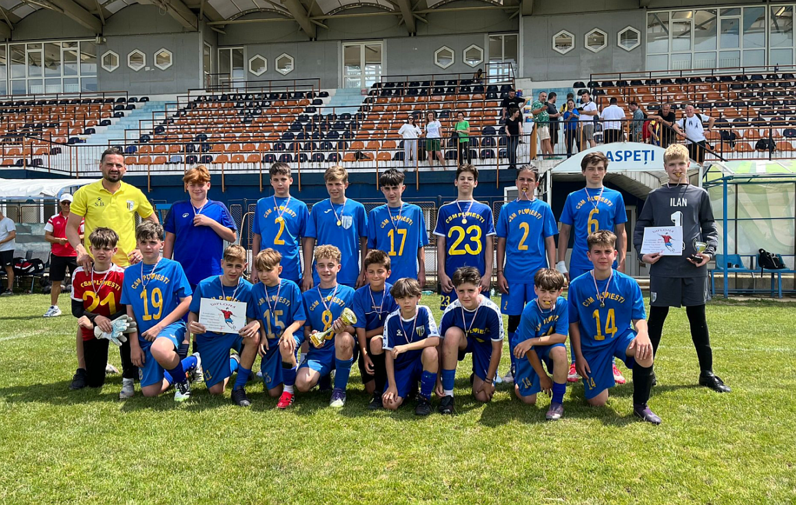 CSM Ploieşti a câştigat turneul organizat de Petrolul Noua Generaţie la categoria „2013”! CSM Ploieşti a câştigat turneul organizat de Petrolul Noua Generaţie la categoria „2013”!