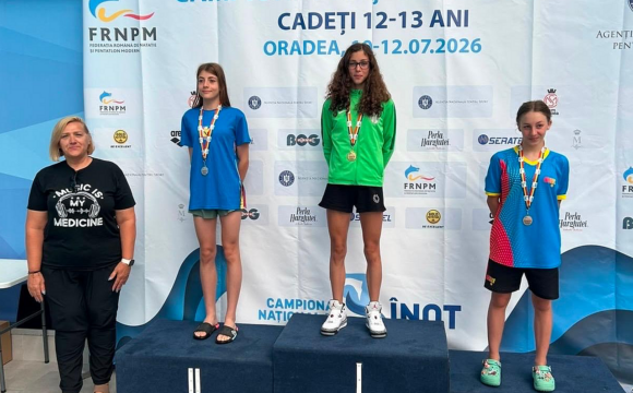 Nataţie: Alexandra Dosaru, dublă campioană naţională de cadete la 200 metri liber şi 800 metri liber!