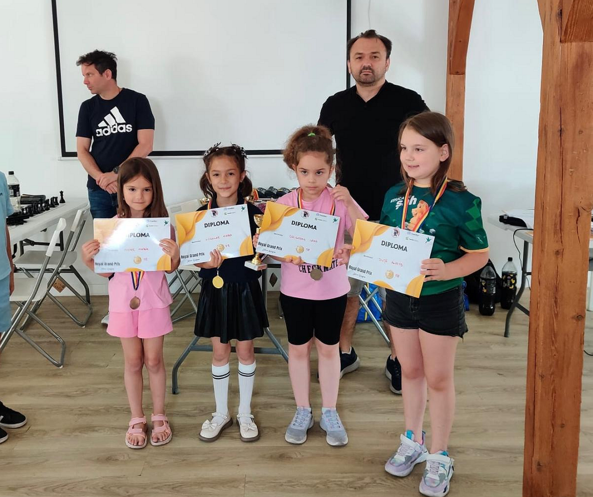 Şahiştii de la CSM Ploieşti, 7 medalii obţinute la Royal Grand Prix – Blitz Challenge!