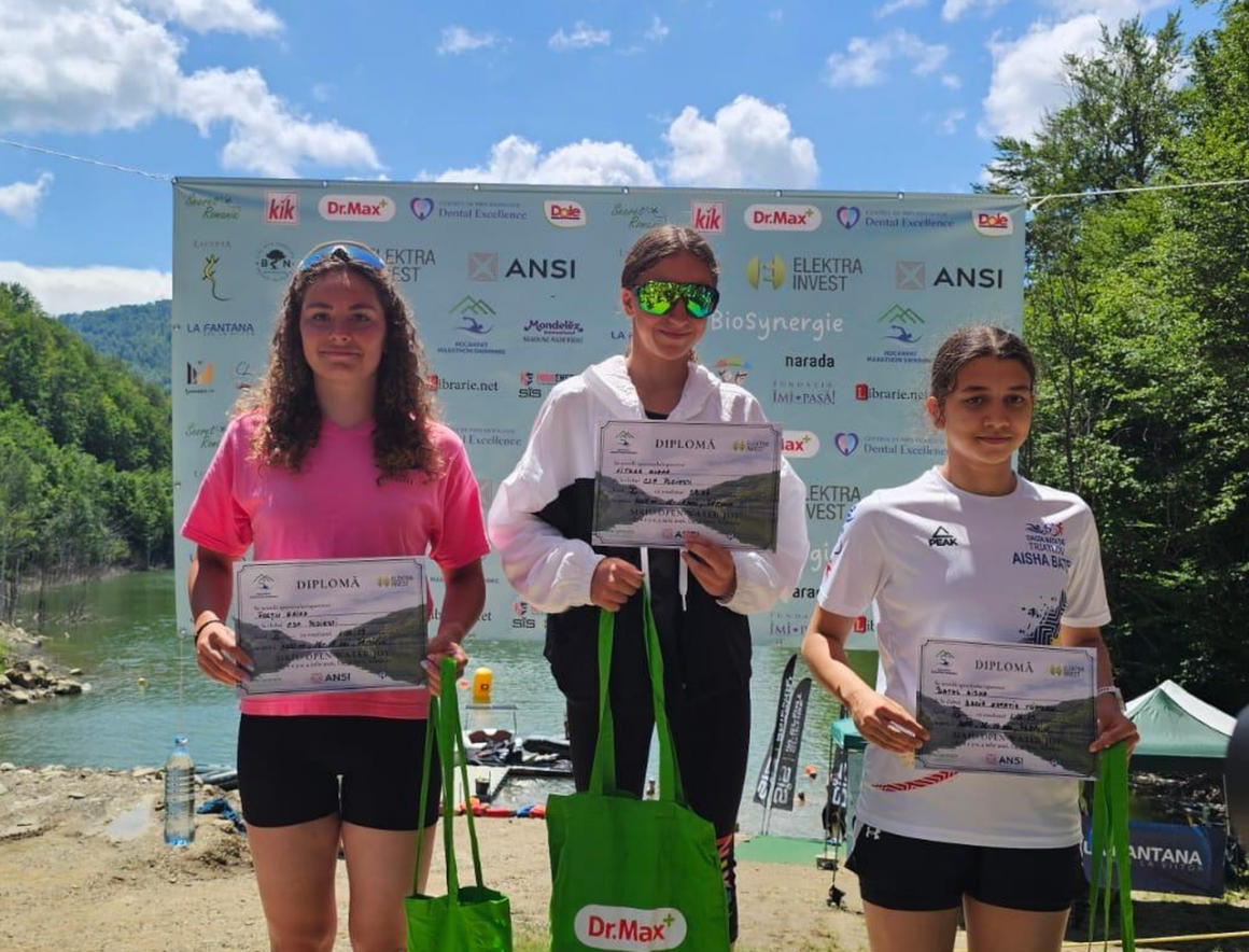 Înotătorii de la CSM Ploieşti, de 11 ori pe podium la Siriu Open Water Joy 2026!