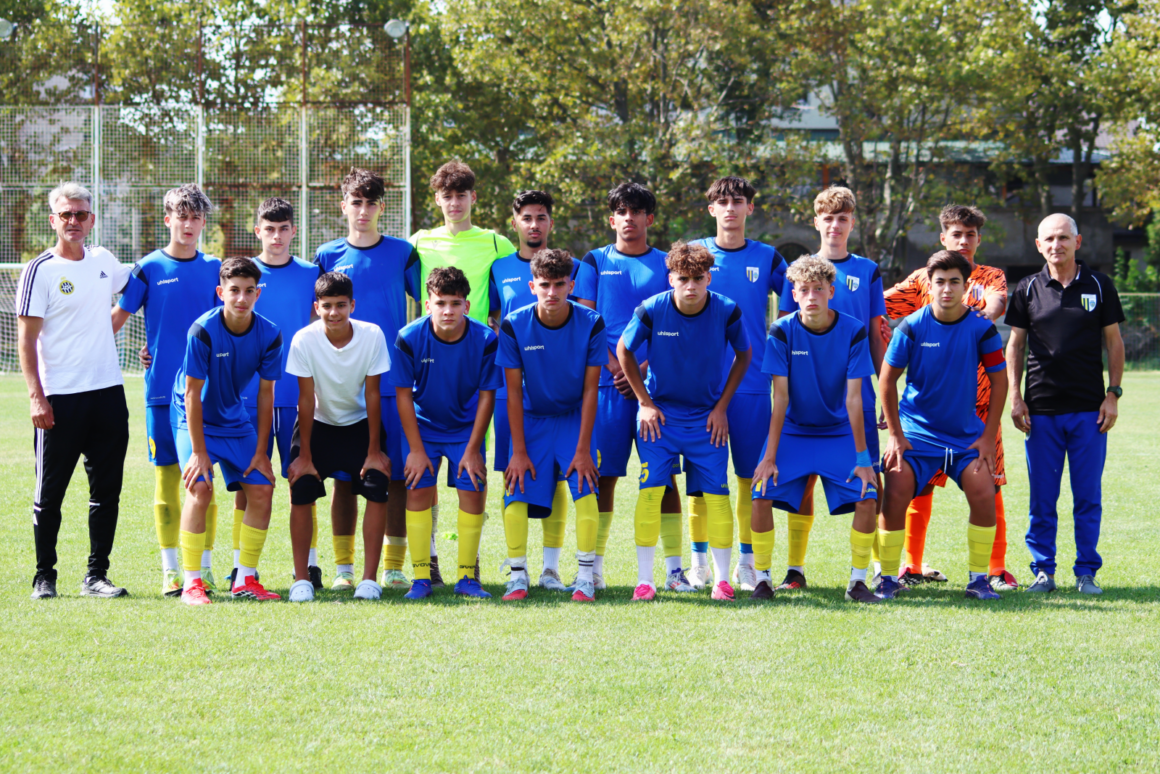 Victorie cu CN Dinicu Golescu şi echipa de fotbal U16 se menţine pe poziţia secundă a Seriei a 6-a!
