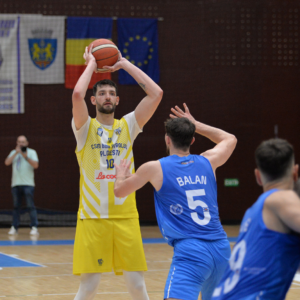 Andrei Calenic continuă alături de CSM BBA Petrolul Ploieşti!