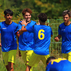 Echipa de fotbal U16 rămâne, după 3 runde, lidera Seriei a 6-a a Campionatului Naţional!