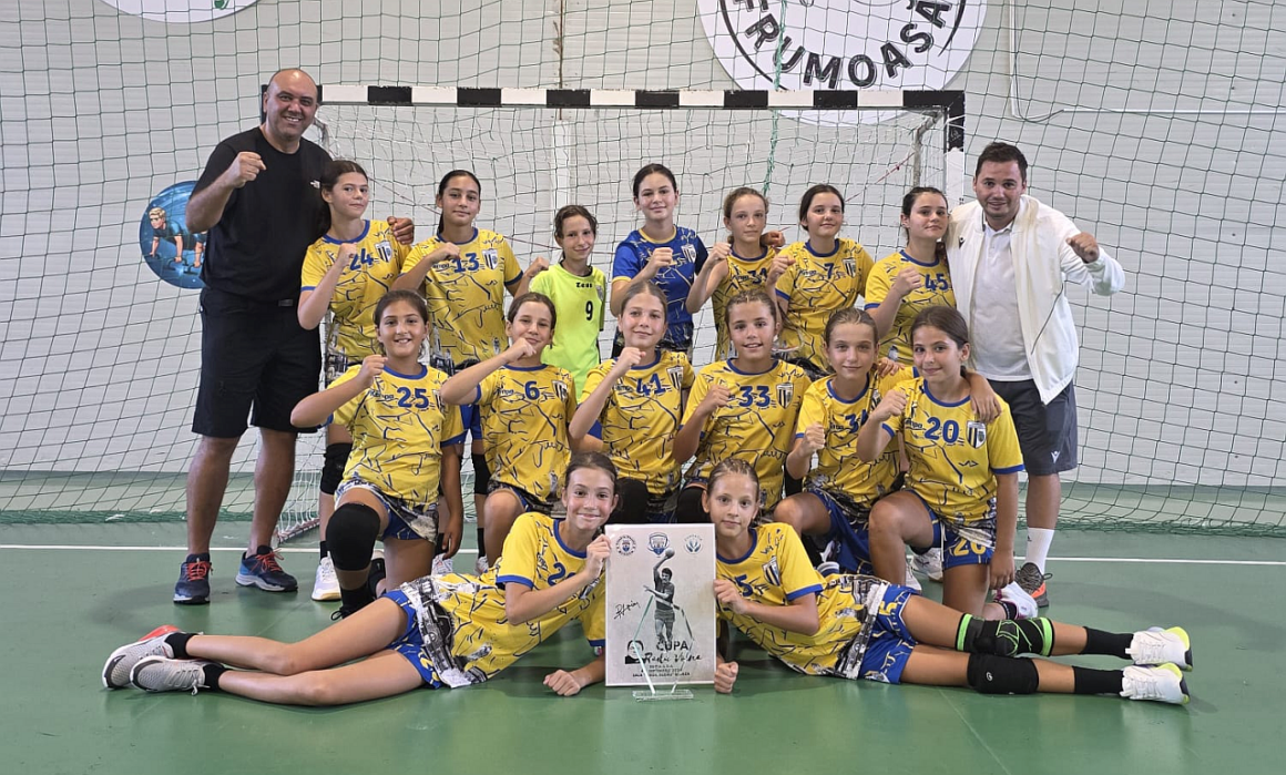 Echipa de handbal junioare 4 a CSM Ploieşti, prezentă la Cupa „Radu Voina”, de la Breaza! Echipa de handbal junioare 4 a CSM Ploieşti, prezentă la Cupa „Radu Voina”, de la Breaza!
