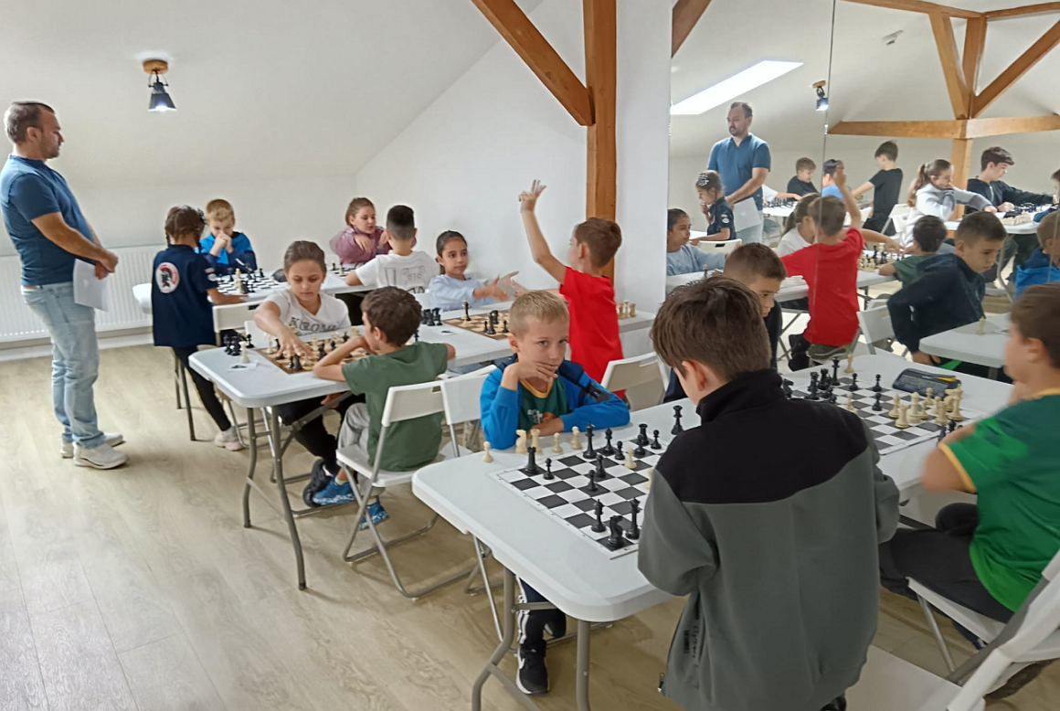 Weekend cu 10 medalii pentru sportivii secţiei de şah a CSM Ploieşti! Weekend cu 10 medalii pentru sportivii secţiei de şah a CSM Ploieşti!