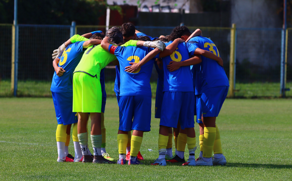 Echipa de fotbal U16 a CSM Ploieşti, egalată pe final în derbiul cu ACS MX Pro Academy!