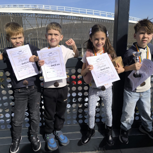 Şase medalii, la finalul săptămânii trecute, pentru sportivii secţiei de şah a CSM Ploieşti!